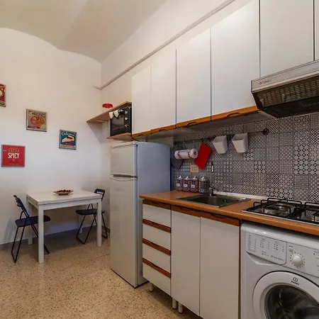 The Set Of Pasolini's Films Apartman *